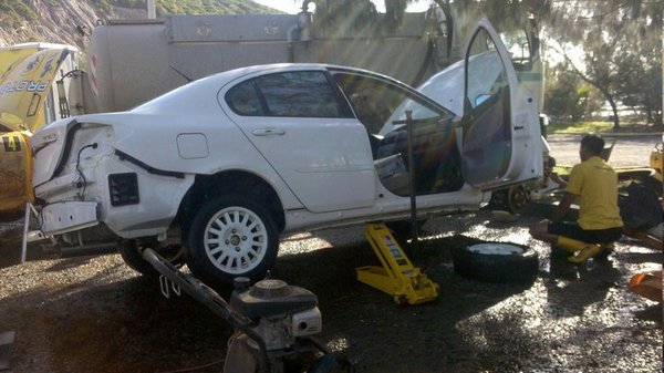 Proton R3 Team 2011-New Caledonia-car wash3.jpg