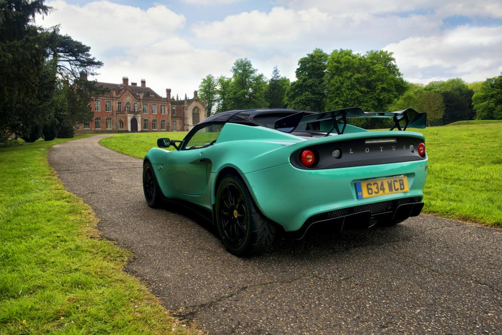 43599_Lotus-Elise-Cup-250-rear-3qtr-(2)_1024x683.jpg