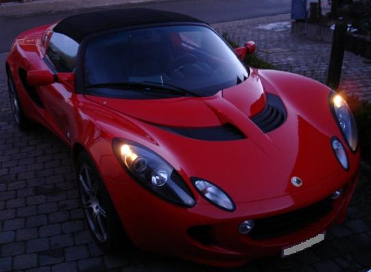 Lotus_Elise_S_2.jpg