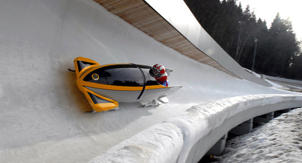 Lotus-bobsleigh-2.jpg