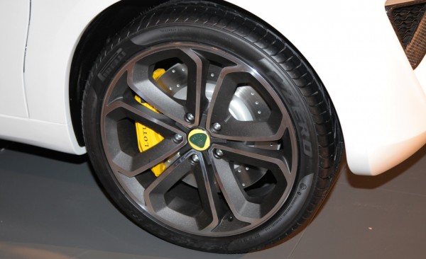 par10-lotus-city-car-concept-img-011_gallery_image_large.jpg