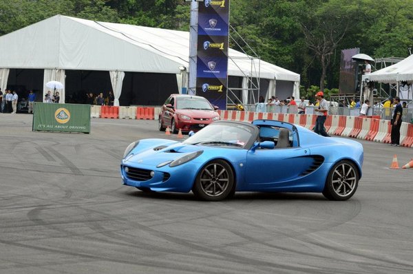 Proton Power of1 Lotus Elise-3.jpg