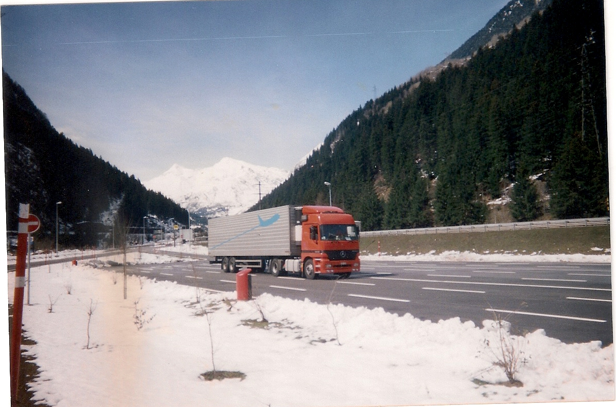 truck20001.jpg
