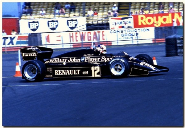 Lotus 93 Renault.jpg
